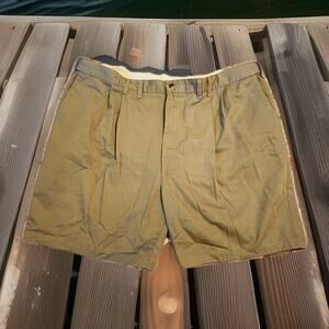 Men's Big & Tall Size 46 Khaki Shorts Timber Creek By Wrangler Adjustable Waist